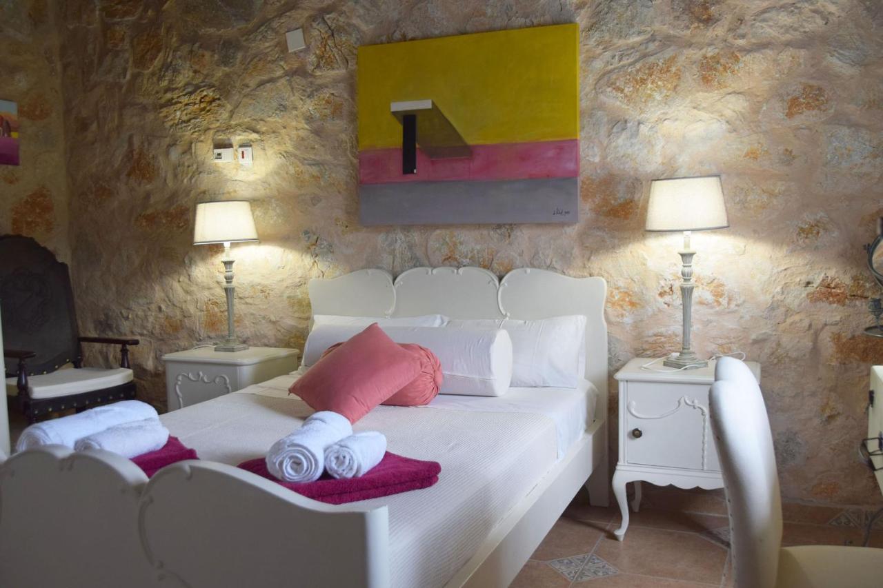Stone Built Villa Galatia, Poolside & Perfect View Kares Bagian luar foto